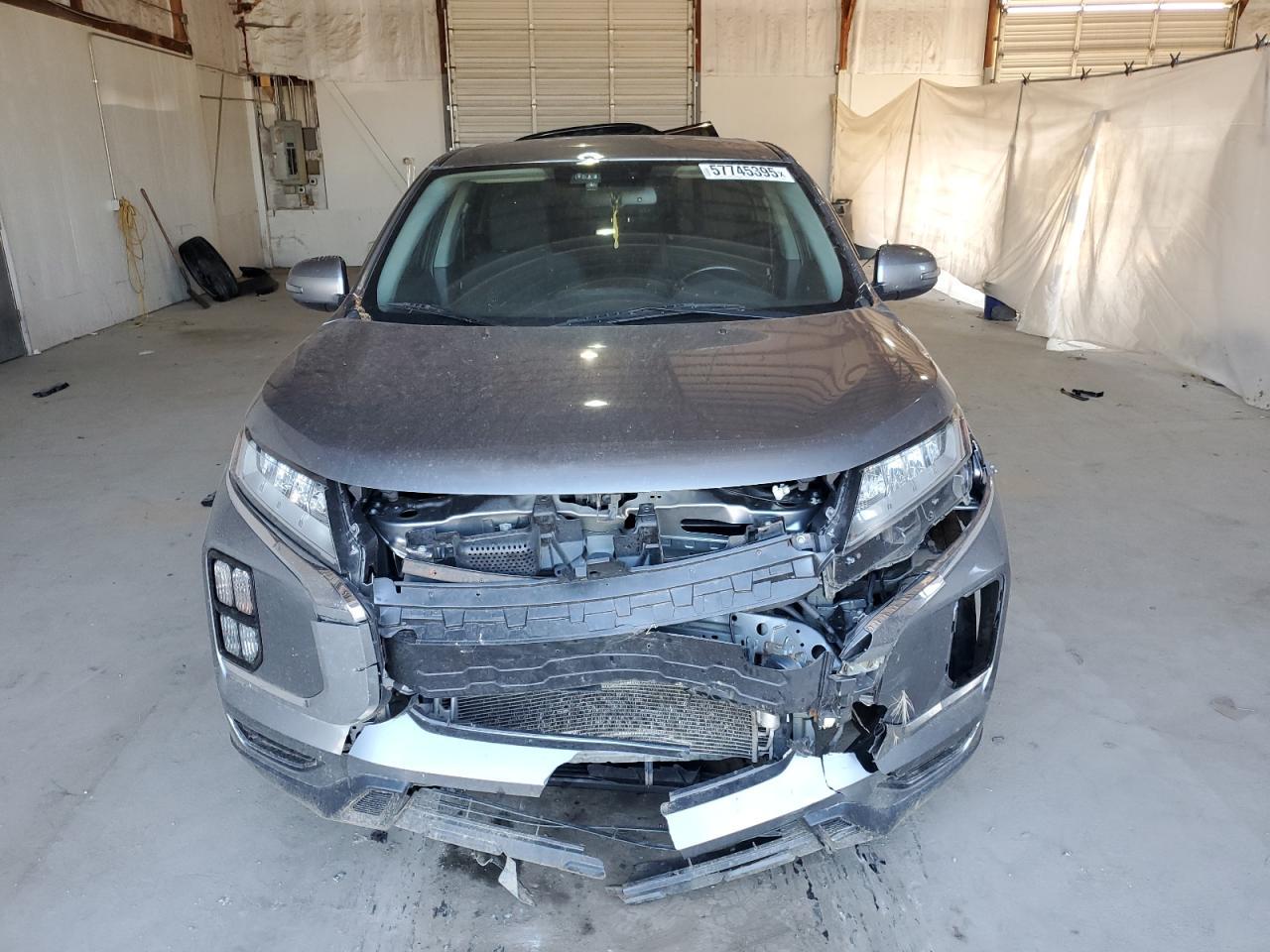 2020 Mitsubishi Outlander Sport Es - Фото 5