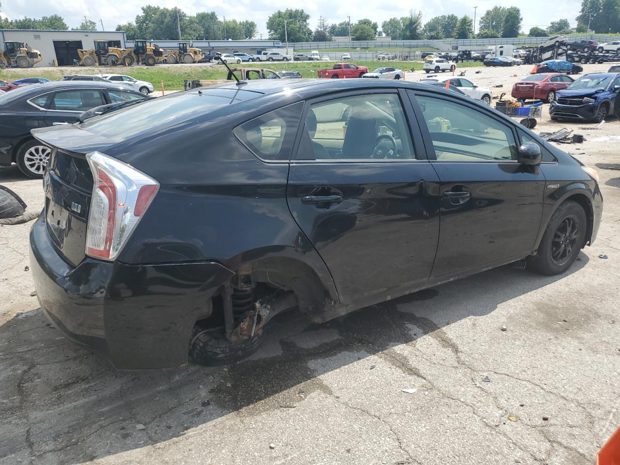 2012 Toyota Prius - Фото 3
