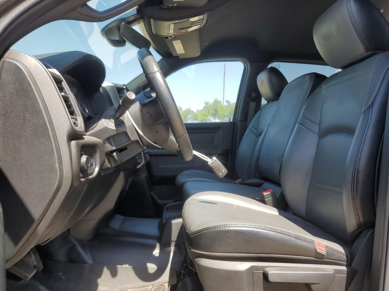 2023 Ram 3500 - Image 7