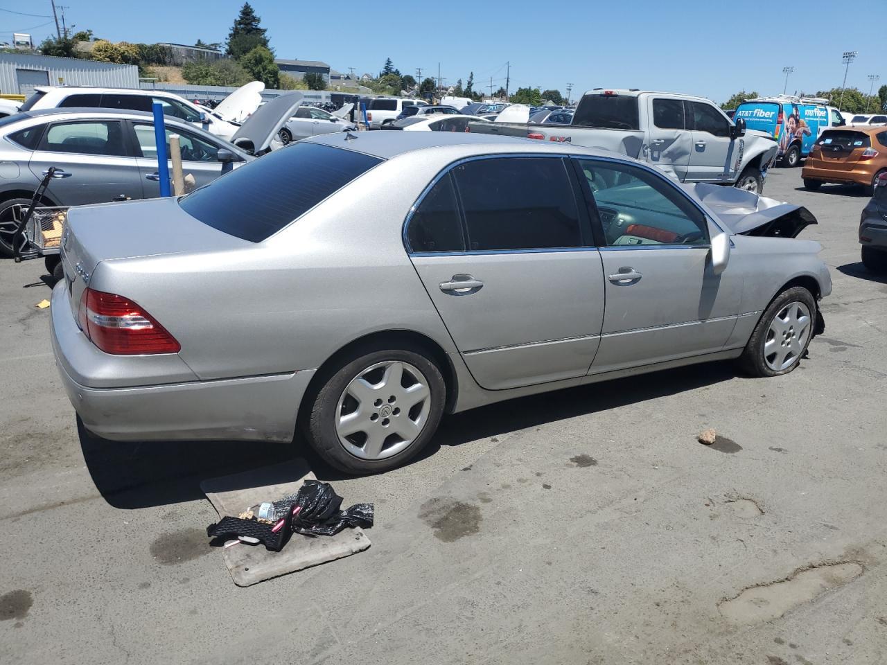 2004 Lexus Ls 430 - Image 3
