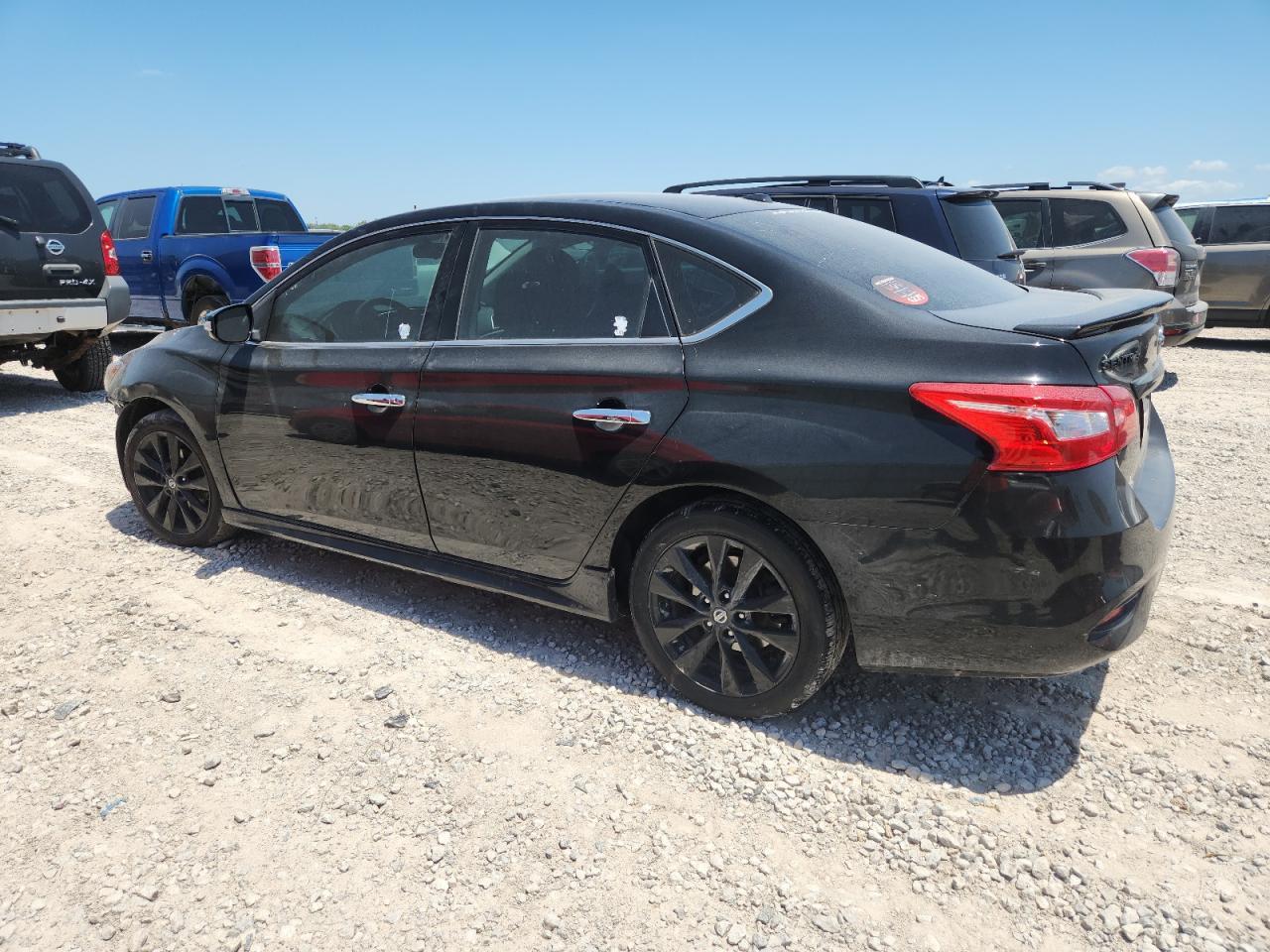 2018 Nissan Sentra S - Фото 2