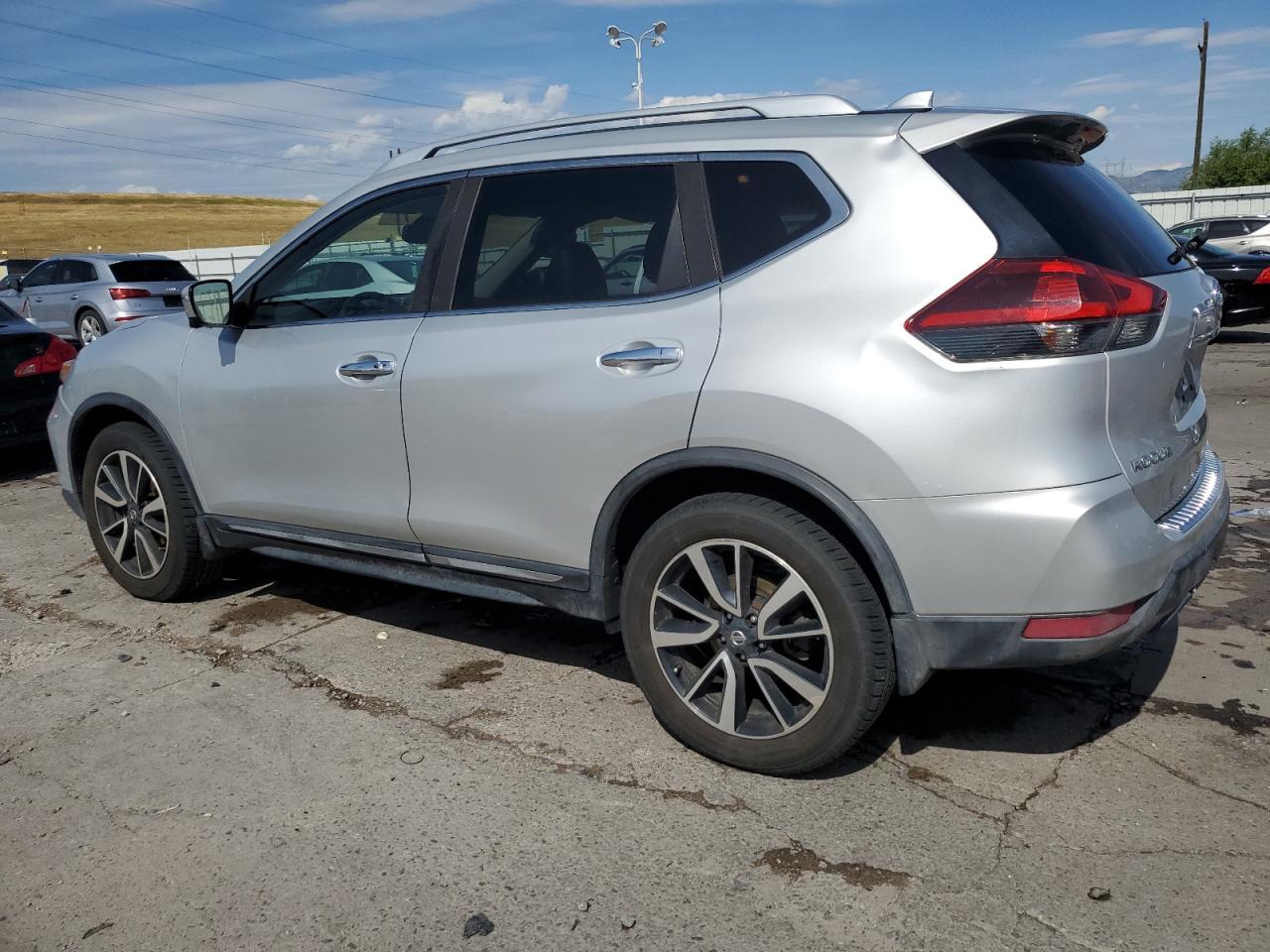 2018 Nissan Rogue S - Фото 2