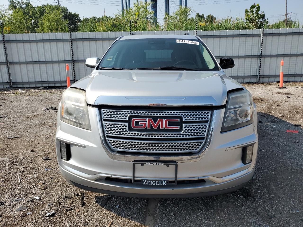2017 GMC Terrain Denali - Фото 5
