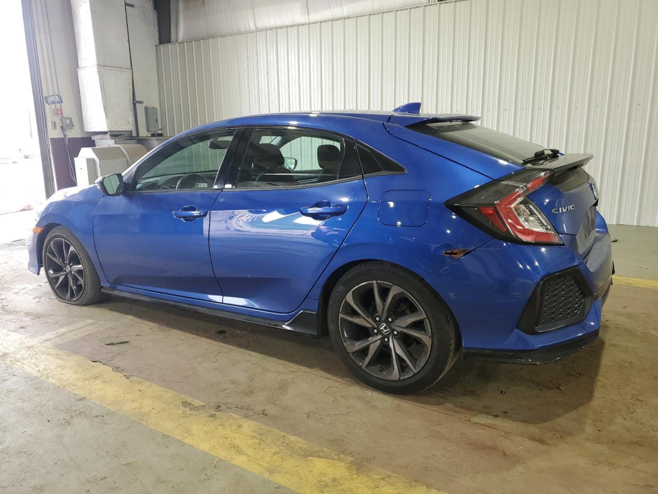 2018 Honda Civic Sport - Фото 2