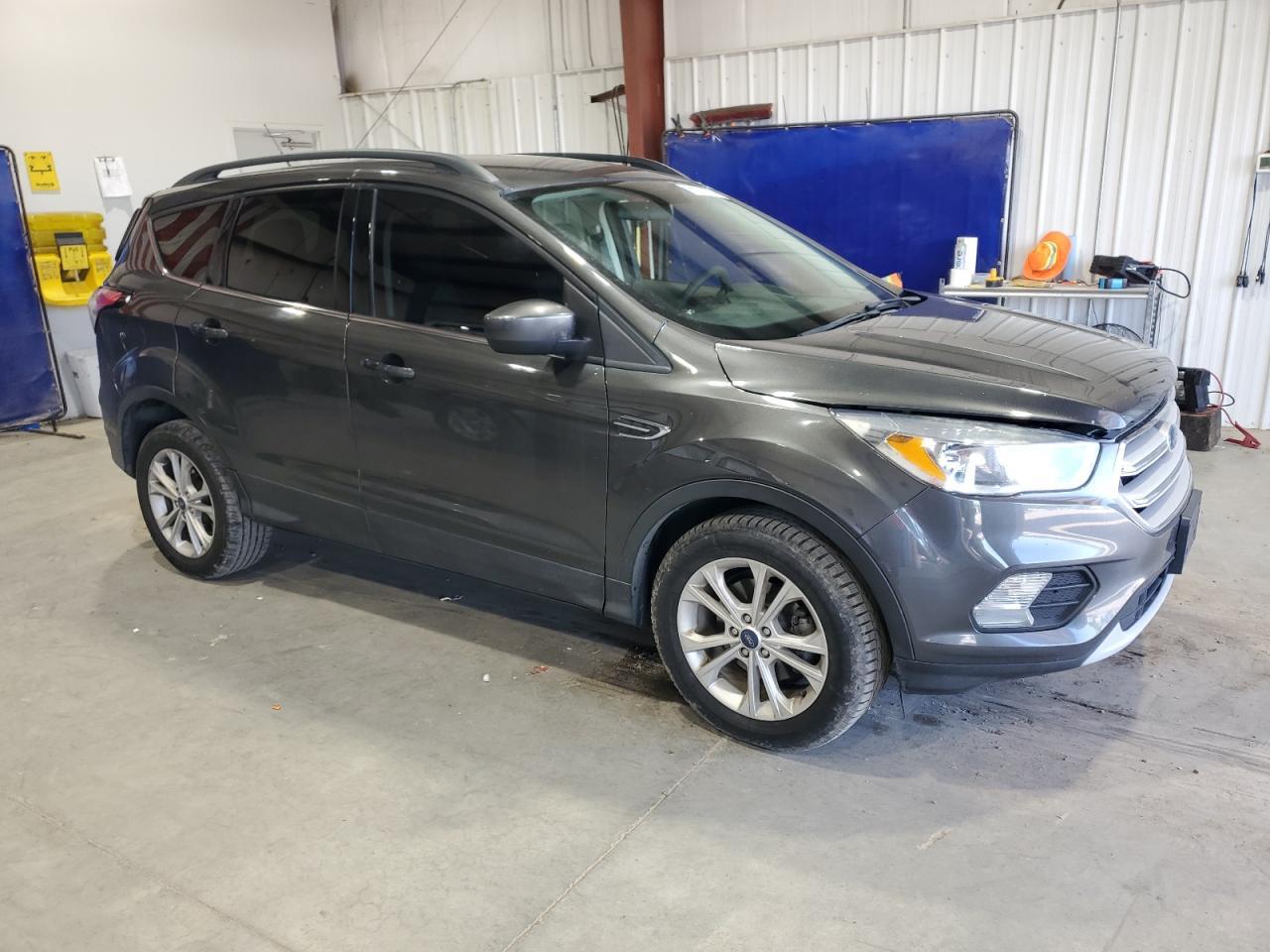 2018 Ford Escape Se - Фото 4