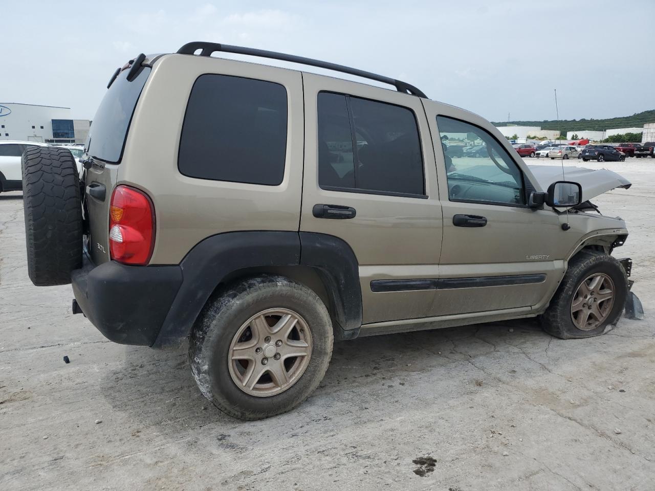 2004 Jeep Liberty Sport - Image 3