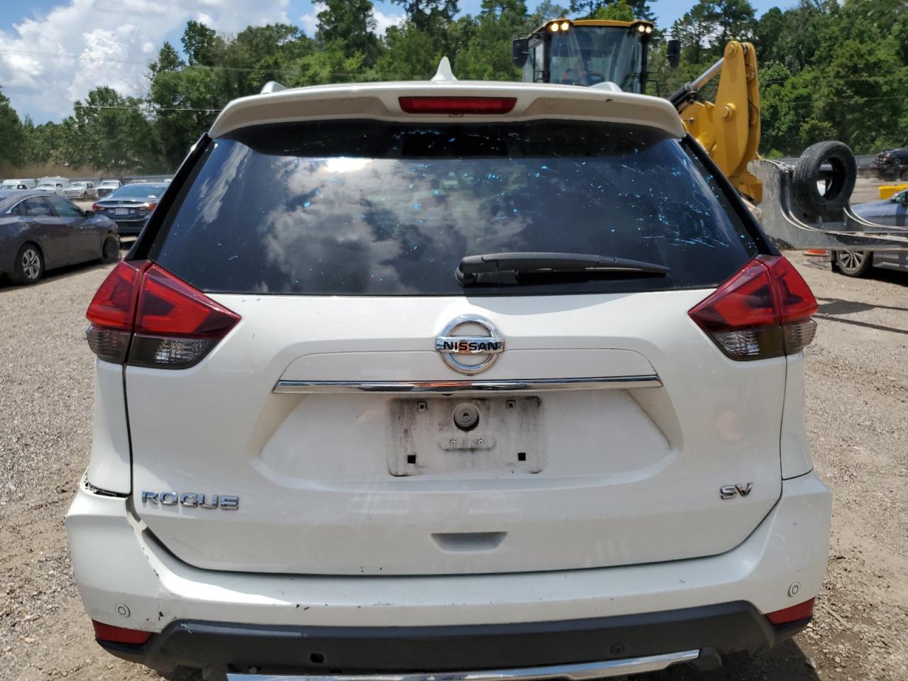 2019 Nissan Rogue S - Image 6