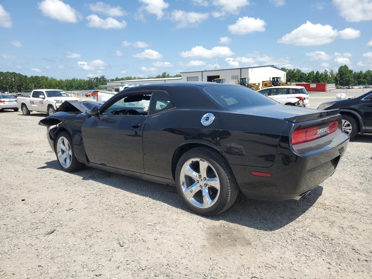 2013 Dodge Challenger Sxt - Фото 2