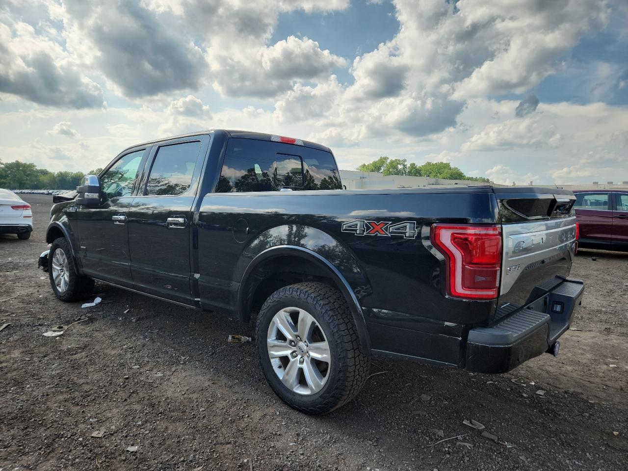 2017 Ford F150 Supercrew - Фото 2