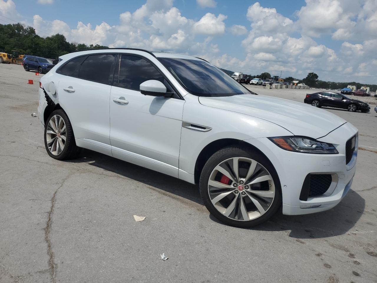 2019 Jaguar F-Pace S - Фото 4