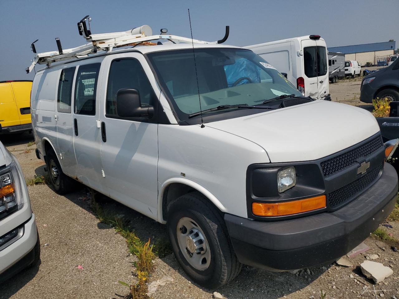 2013 Chevrolet Express G2500 - Фото 4