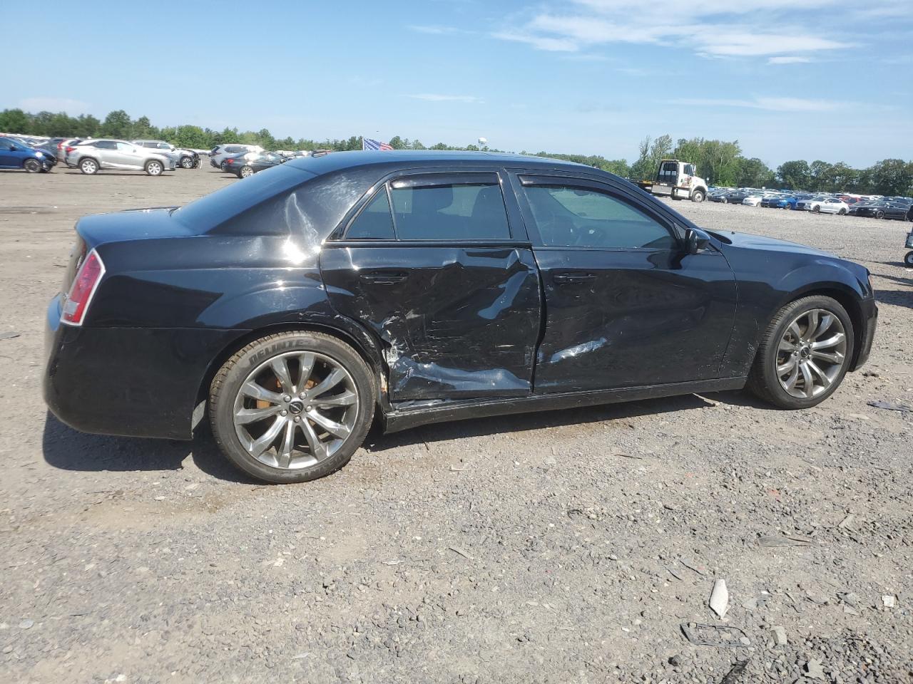 2014 Chrysler 300 S - Image 3