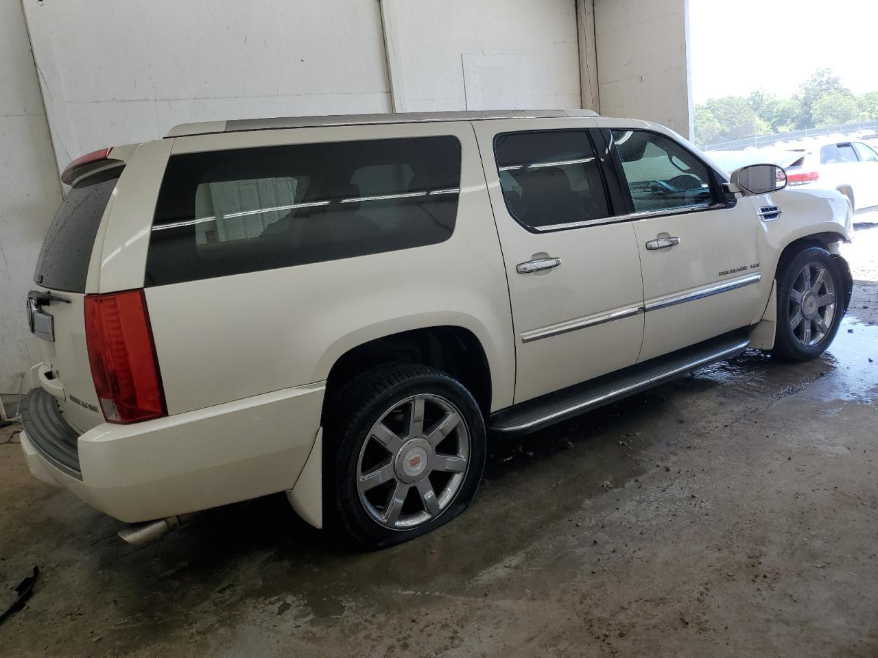 2013 Cadillac Escalade Esv Luxury - Фото 3