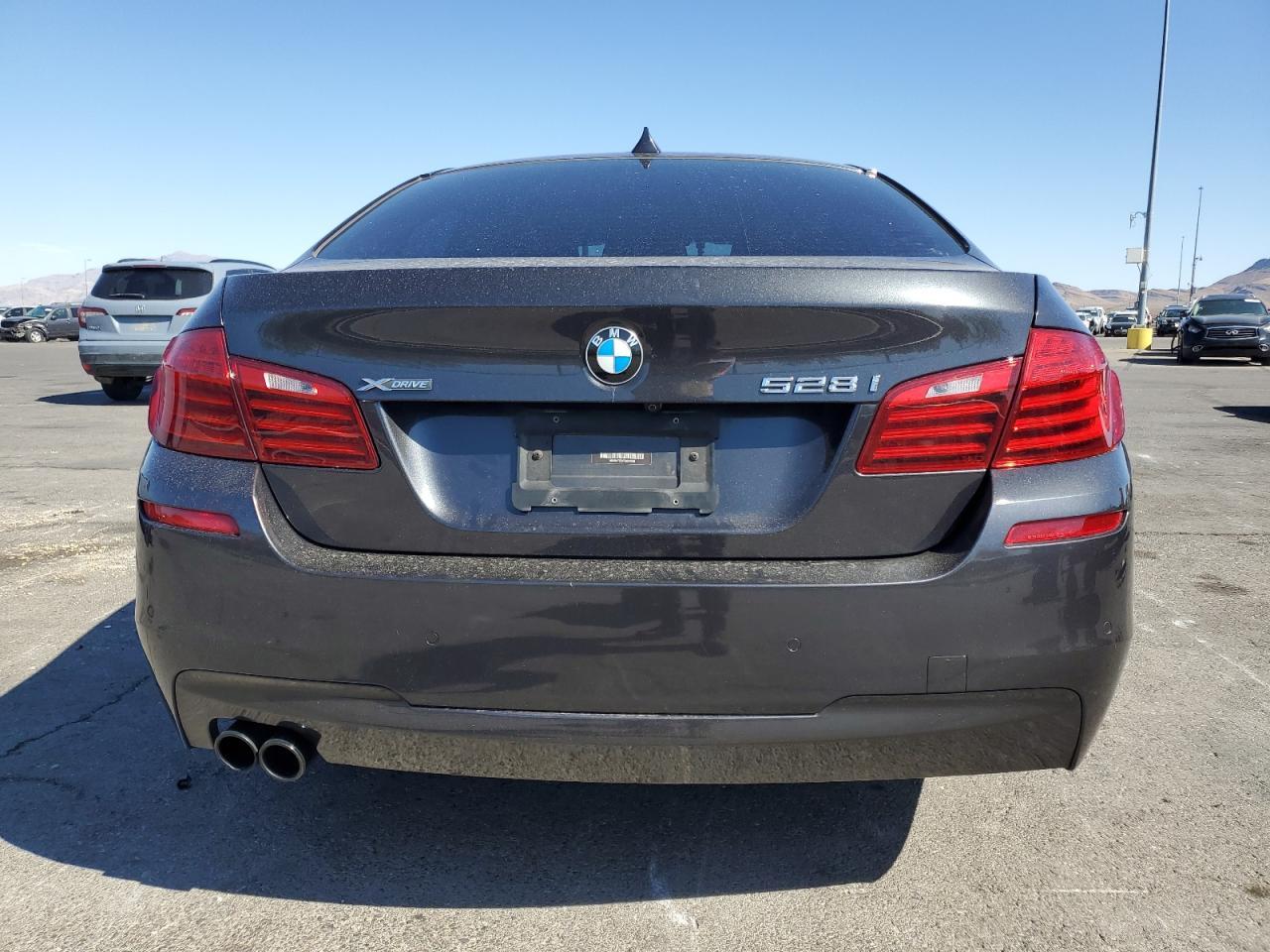 2015 BMW 528 Xi - Image 6