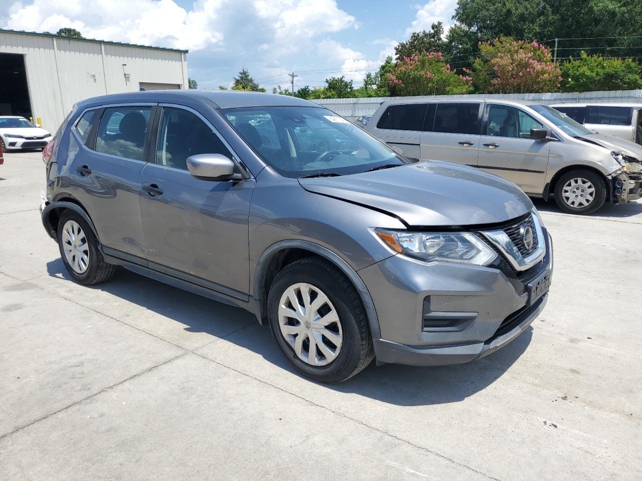 2019 Nissan Rogue S - Фото 4