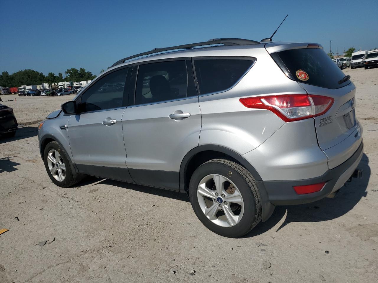 2015 Ford Escape Se - Фото 2