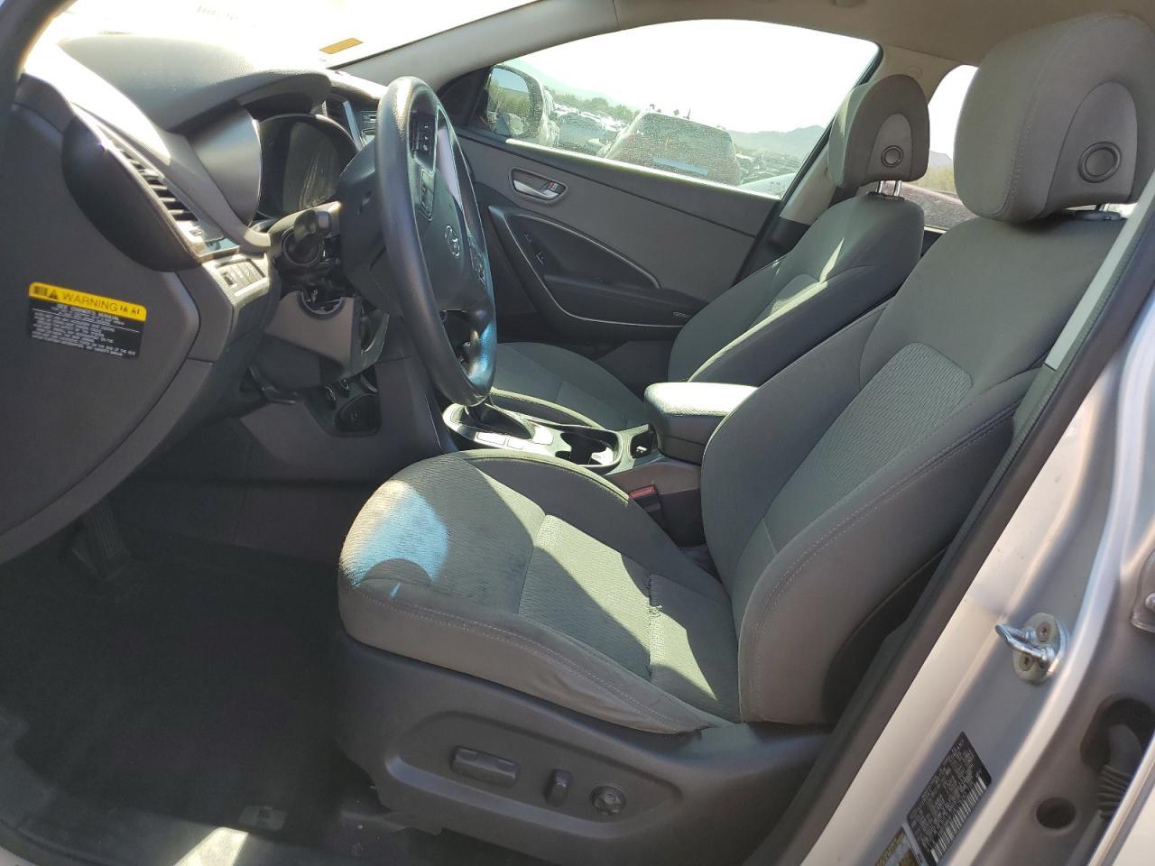 2017 Hyundai Santa Fe Se - Image 7