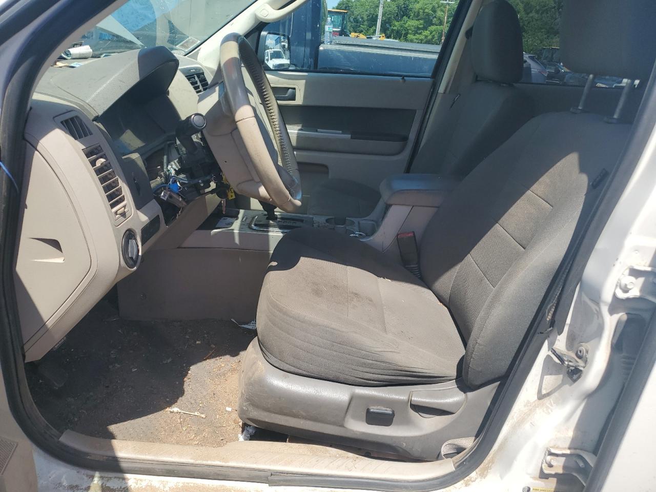 2010 Ford Escape Xlt - Image 7