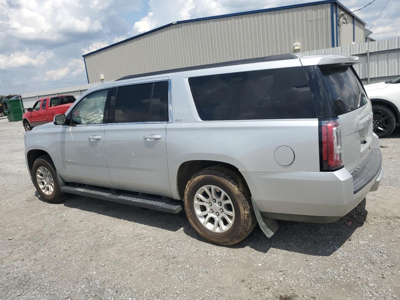 2019 GMC Yukon Xl K1500 Slt - Image 2