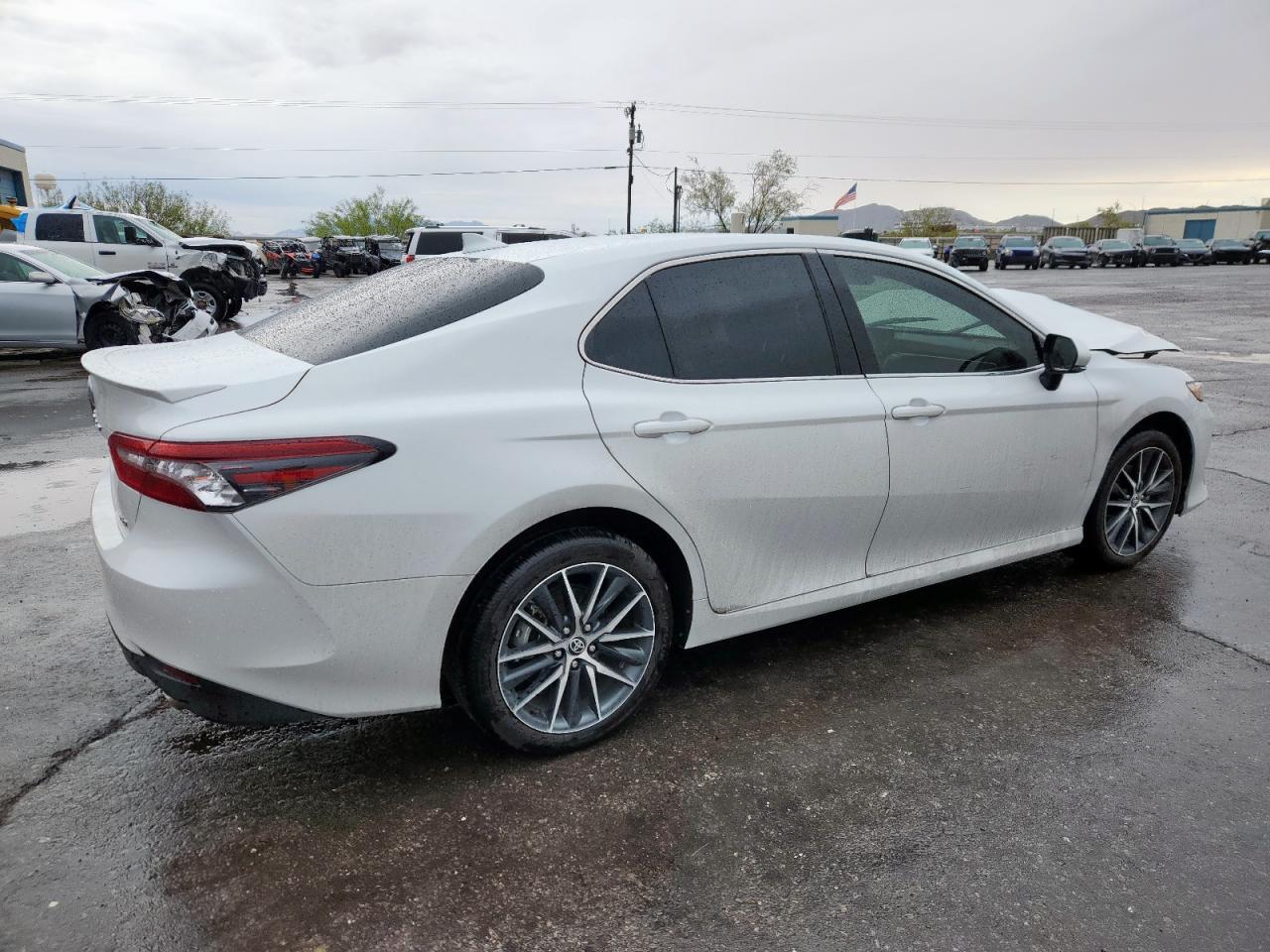 2024 Toyota Camry Xle - Фото 3