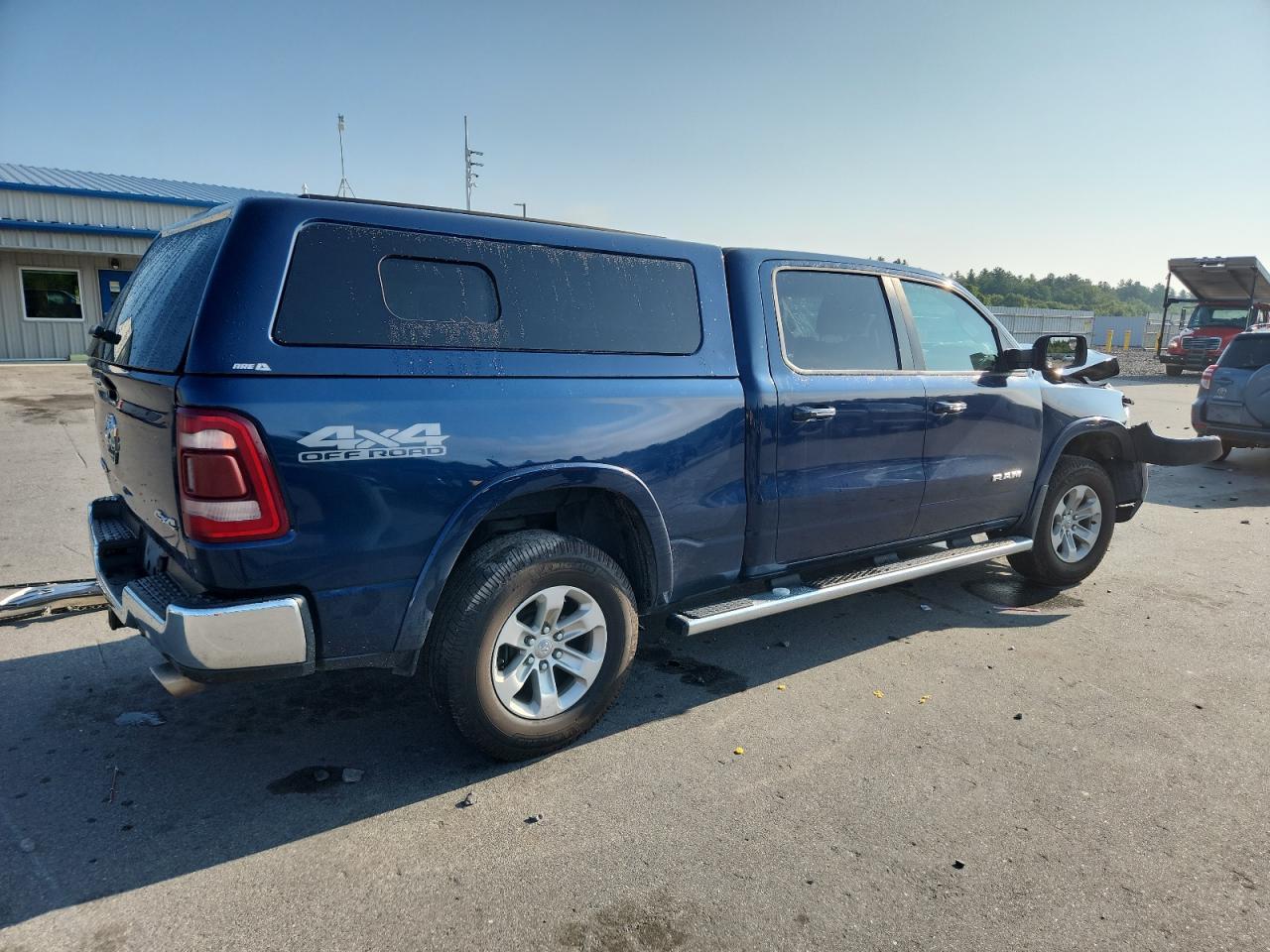 2019 Ram 1500 Laramie - Image 3