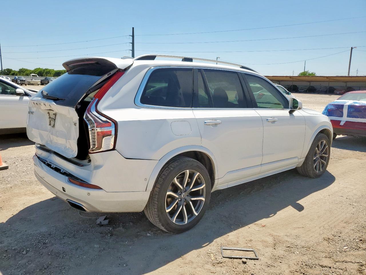 2017 Volvo Xc90 T6 - Фото 3