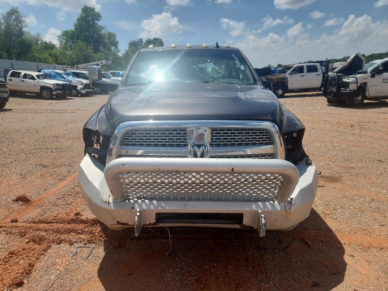 2015 Ram 3500 Laramie - Image 5