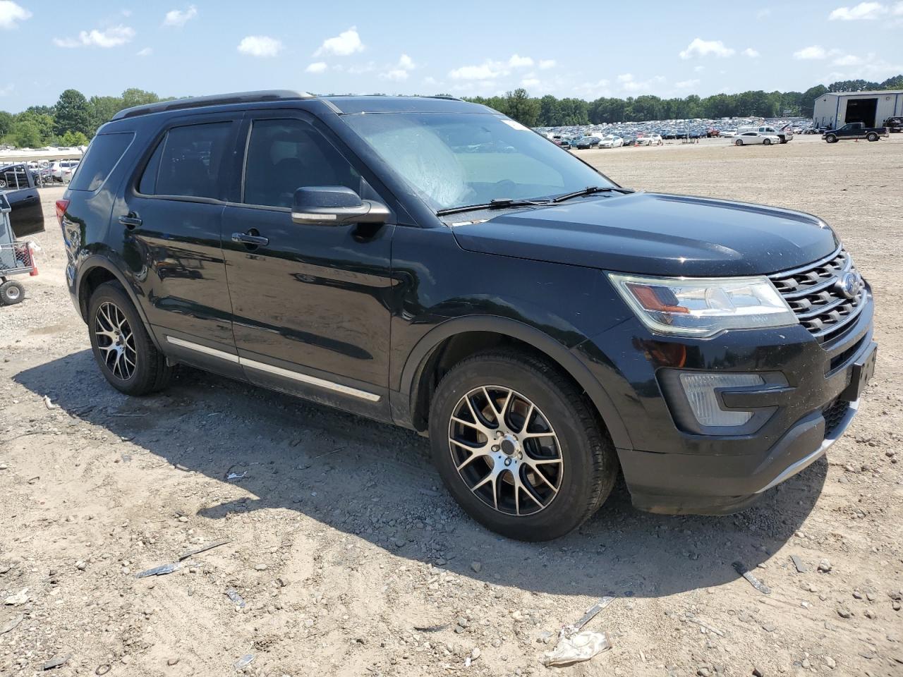 2017 Ford Explorer Xlt - Фото 4
