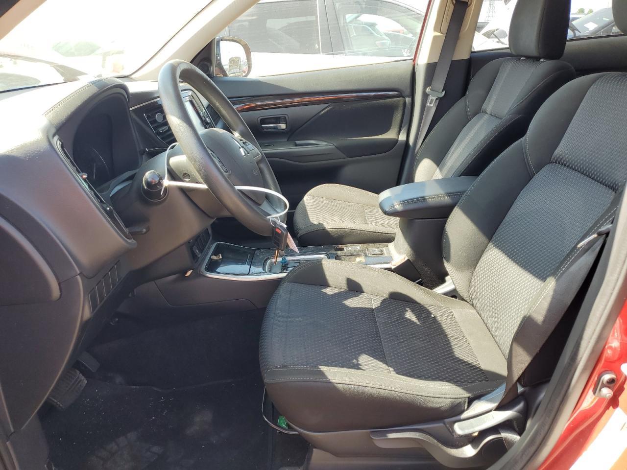 2019 Mitsubishi Outlander Es - Image 7