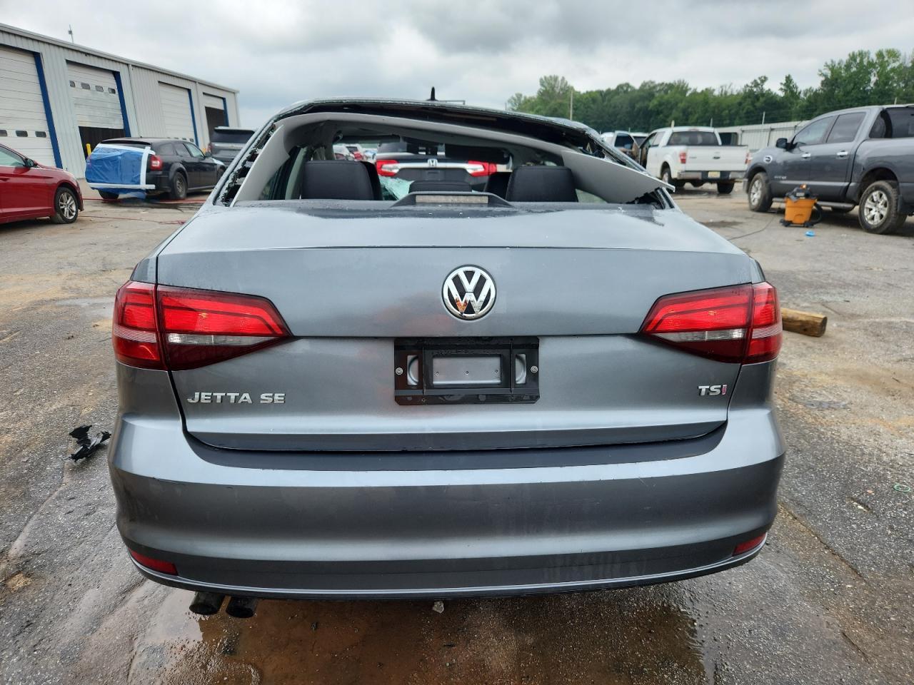 2017 Volkswagen Jetta Se - Фото 6