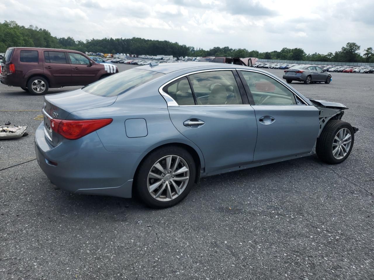 2015 Infiniti Q50 Base - Image 3