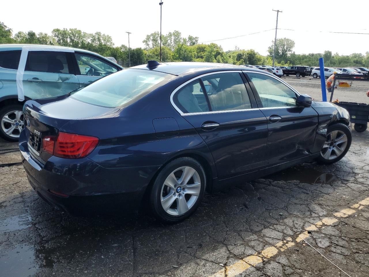 2012 BMW 528 Xi - Фото 3