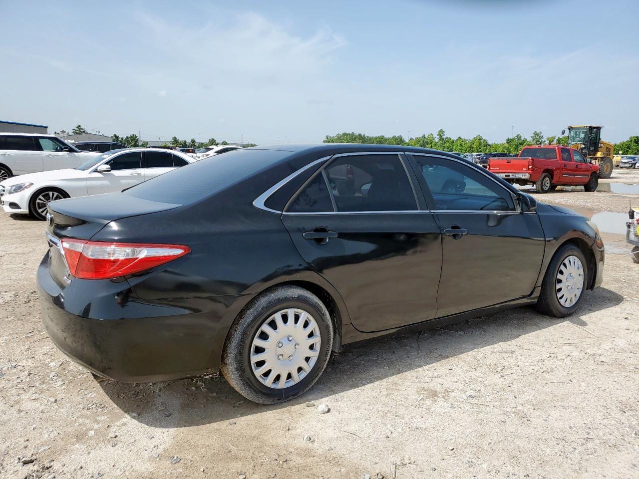 2015 Toyota Camry Hybrid - Фото 3