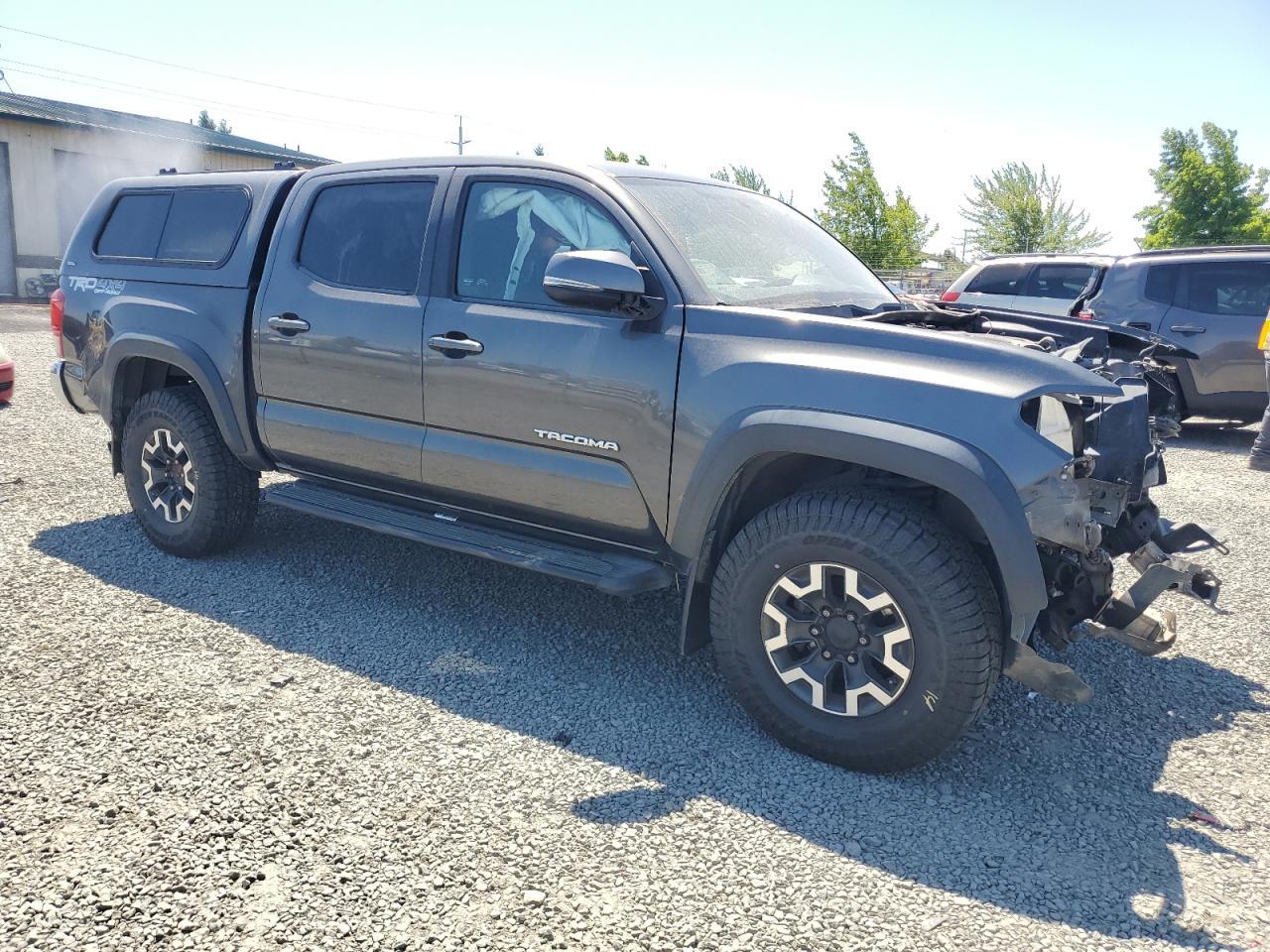 2016 Toyota Tacoma Double Cab - Image 4
