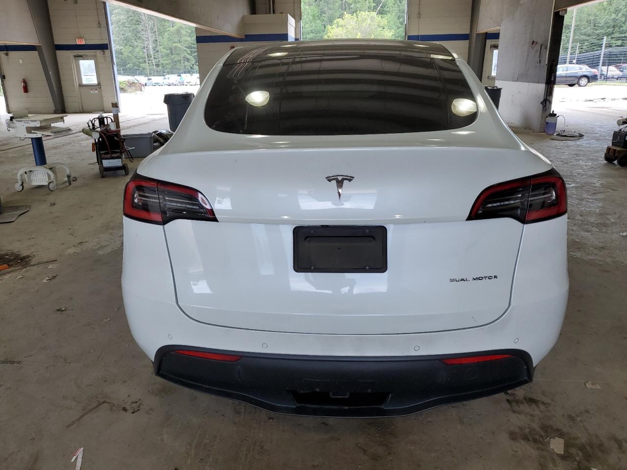 2020 Tesla Model Y - Фото 6