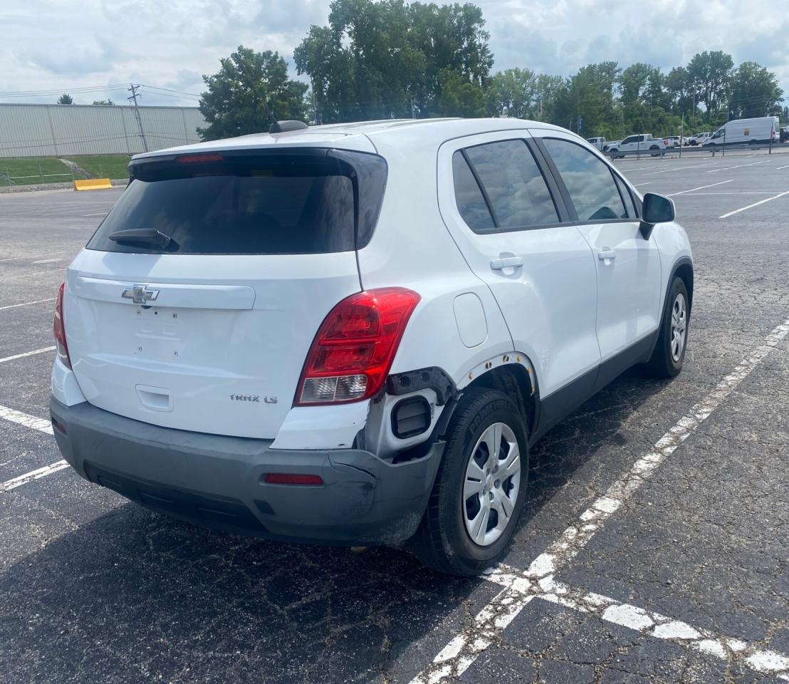 2016 Chevrolet Trax Ls - Image 4