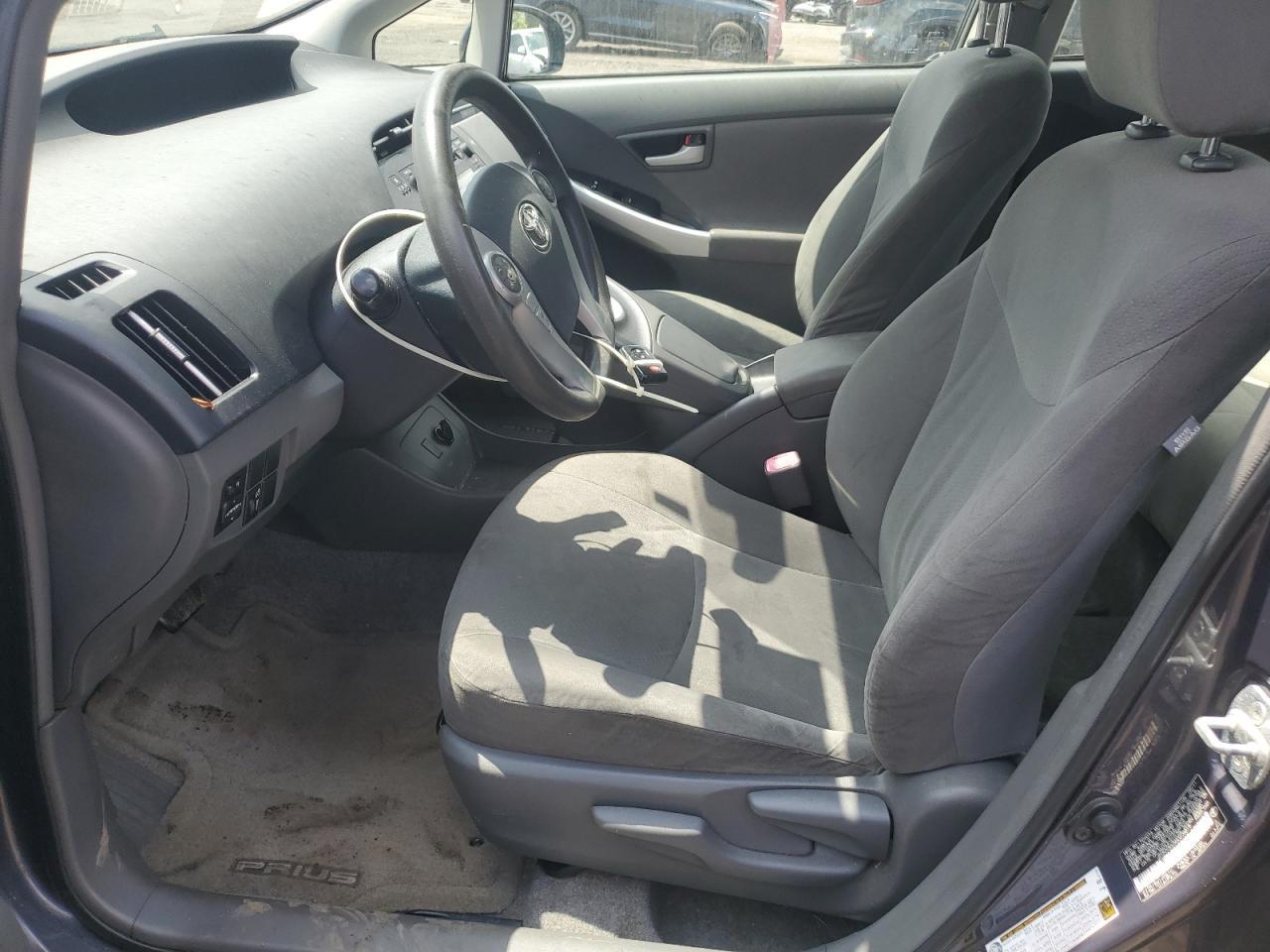 2011 Toyota Prius - Фото 7