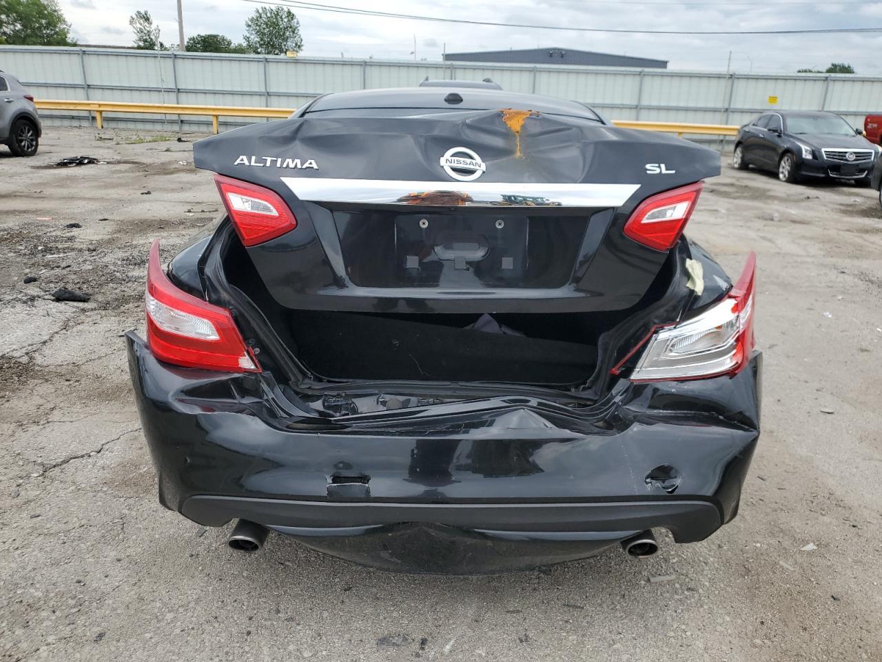 2016 Nissan Altima 2.5 - Фото 6