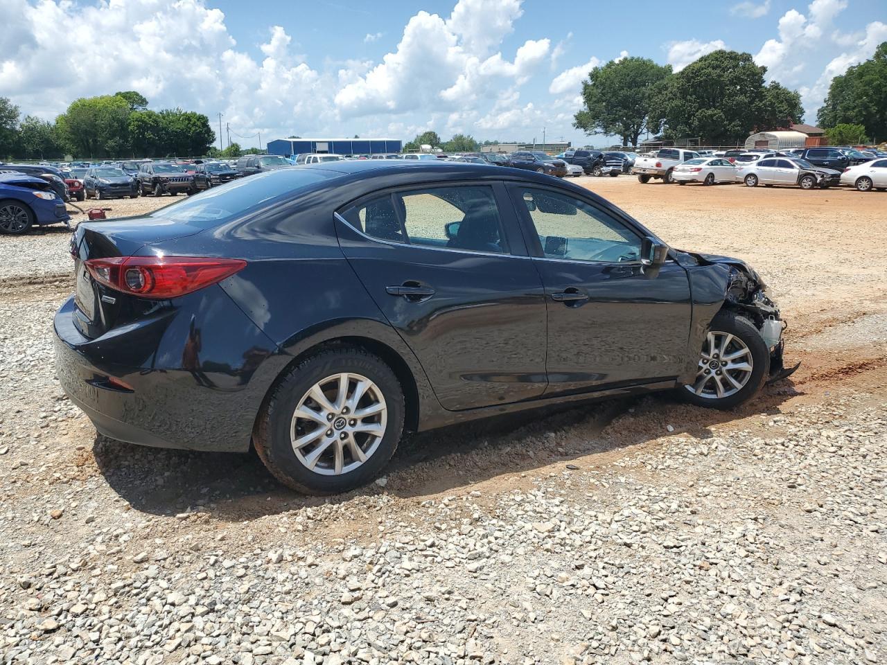 2016 Mazda 3 Sport - Image 3