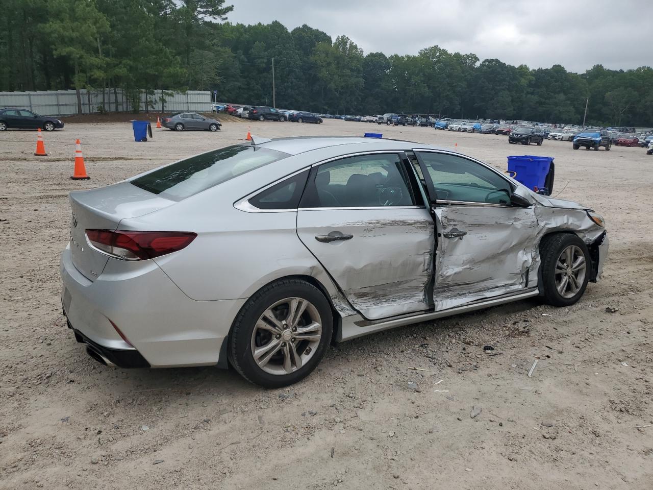 2019 Hyundai Sonata Limited - Image 3