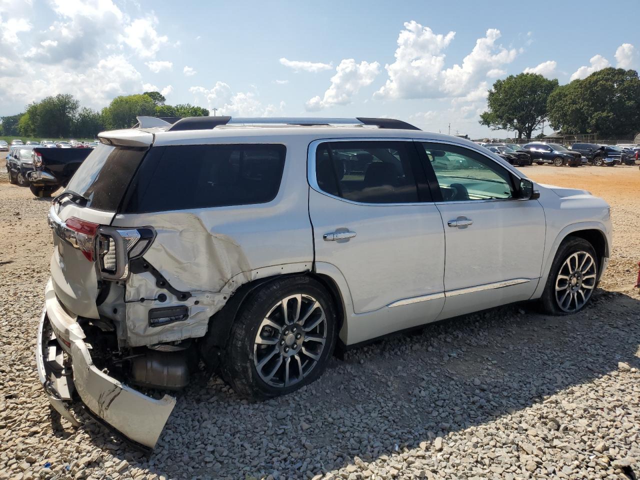 2021 GMC Acadia Denali - Фото 3