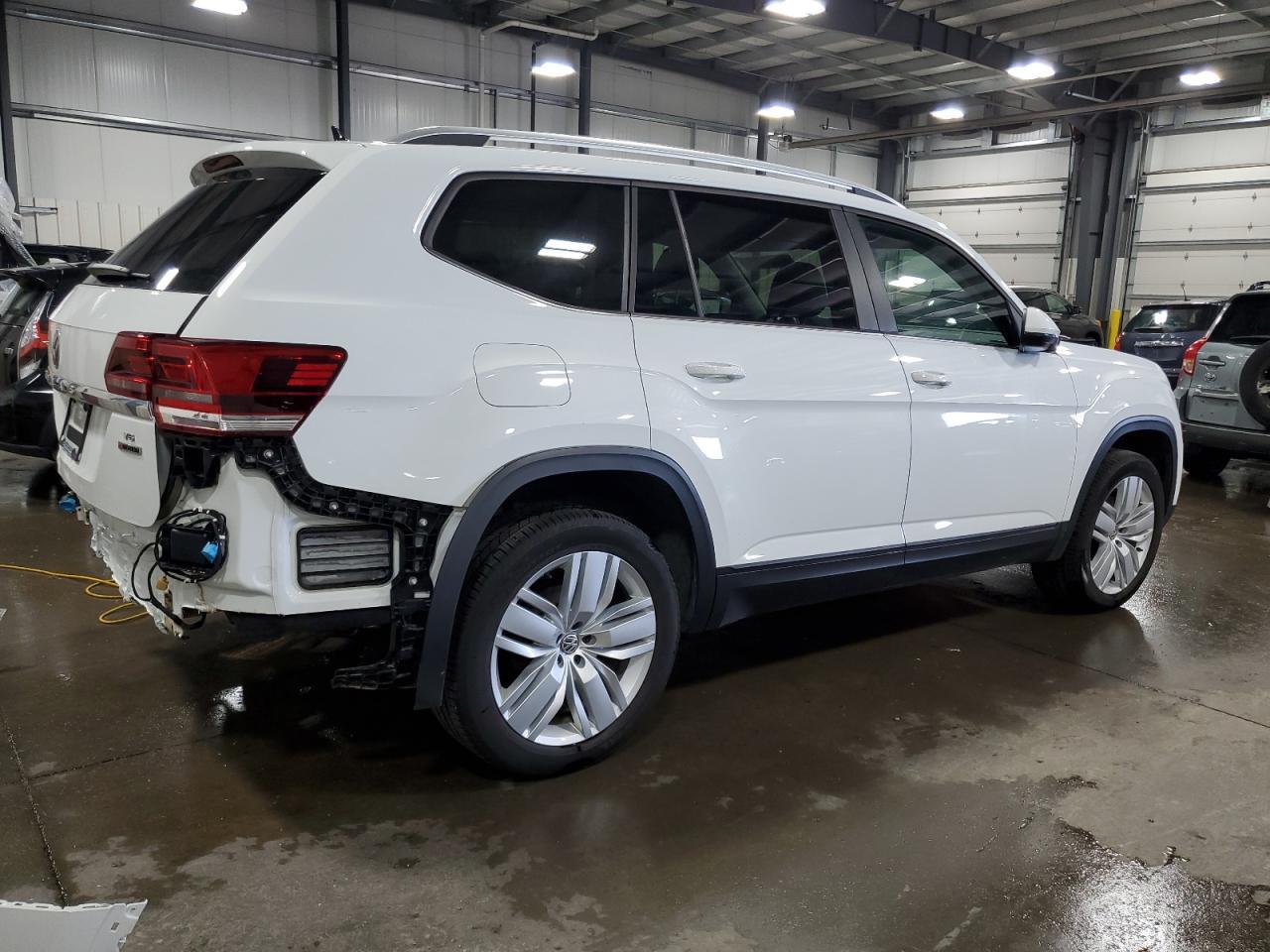 2019 Volkswagen Atlas Se - Image 3