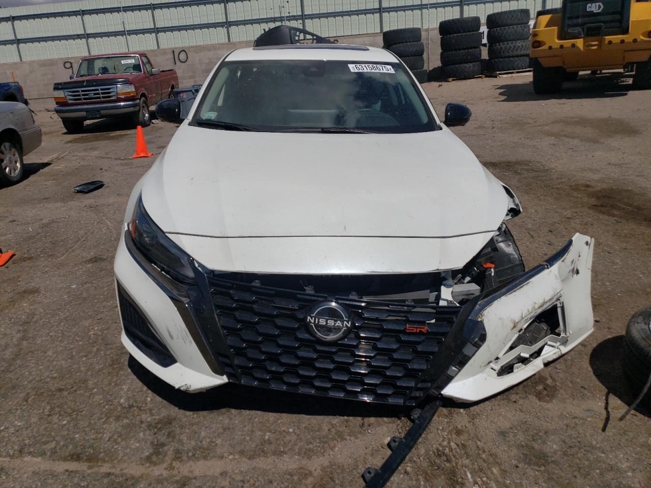 2023 Nissan Altima Sr - Image 5