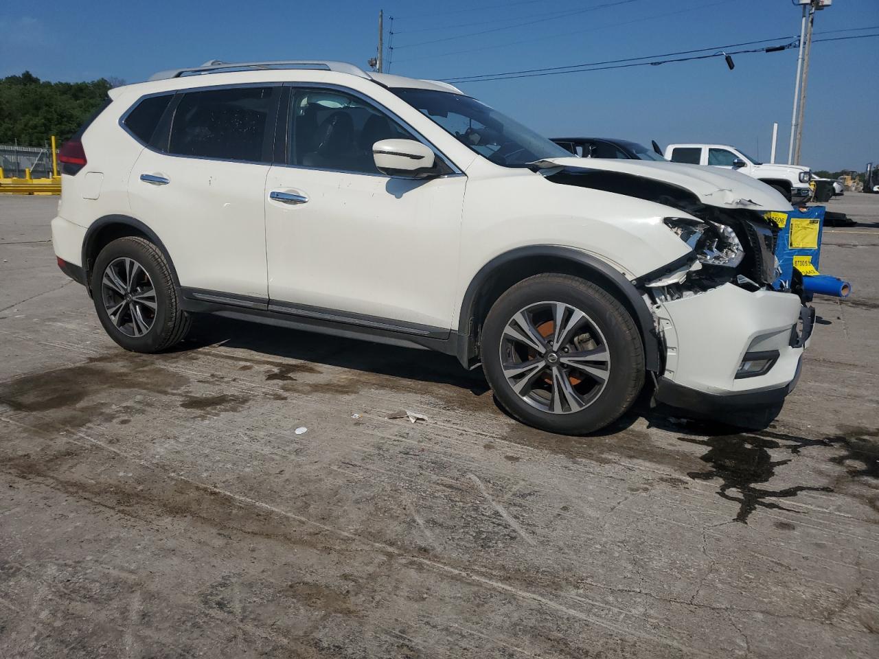 2017 Nissan Rogue S - Фото 4