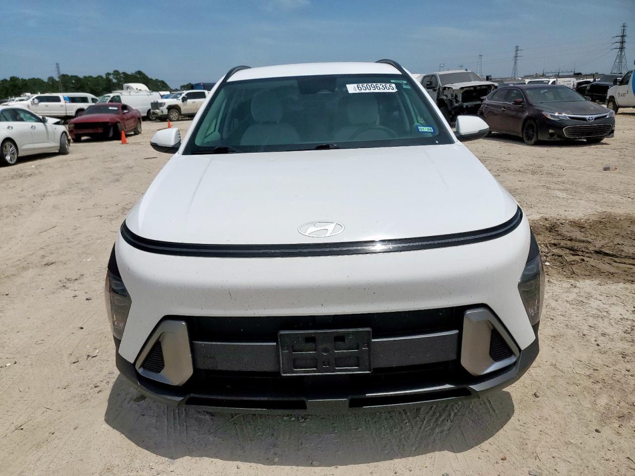 2024 Hyundai Kona Sel - Image 5