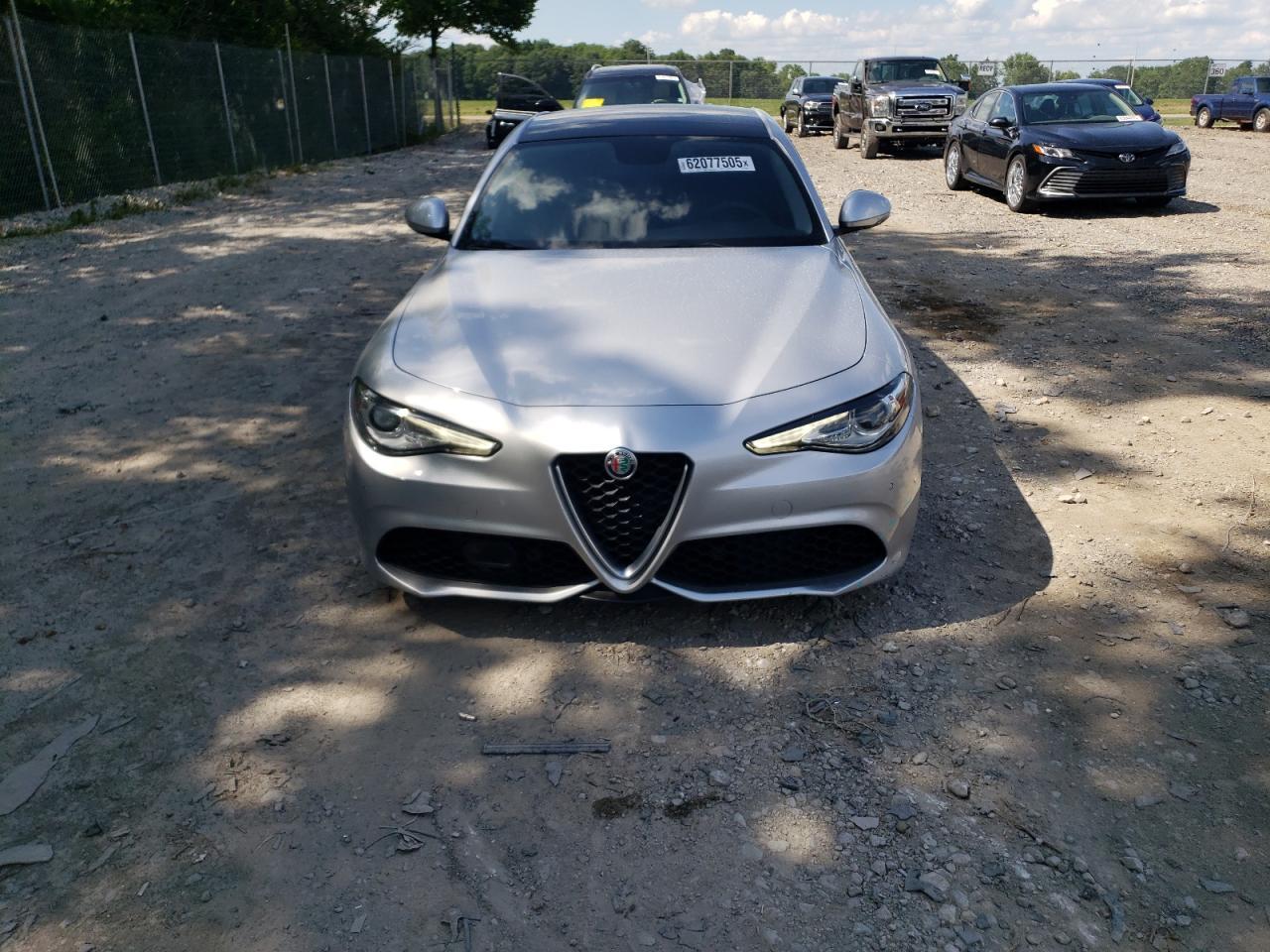 2017 Alfa Romeo Giulia - Фото 5