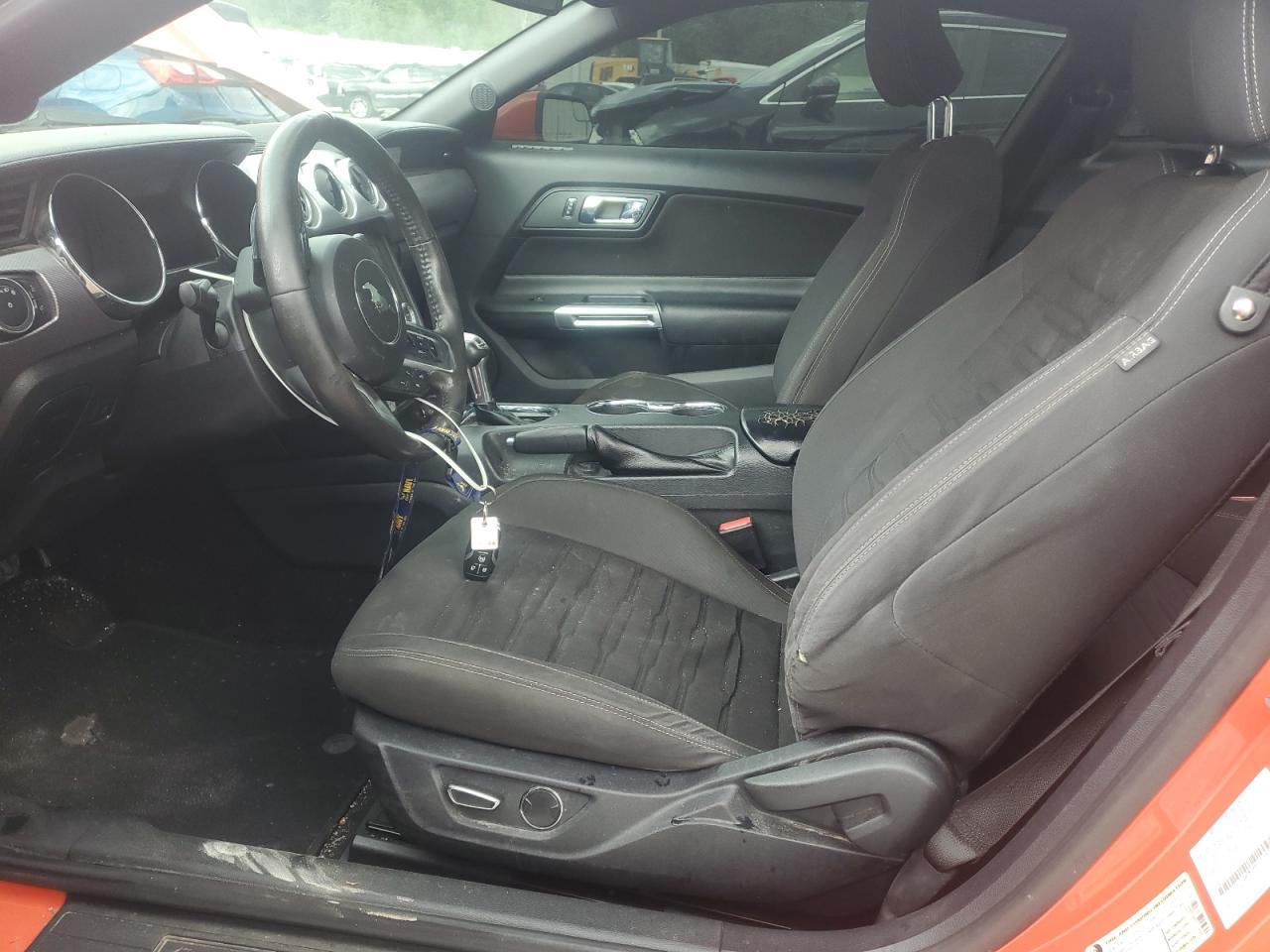 2015 Ford Mustang - Фото 7