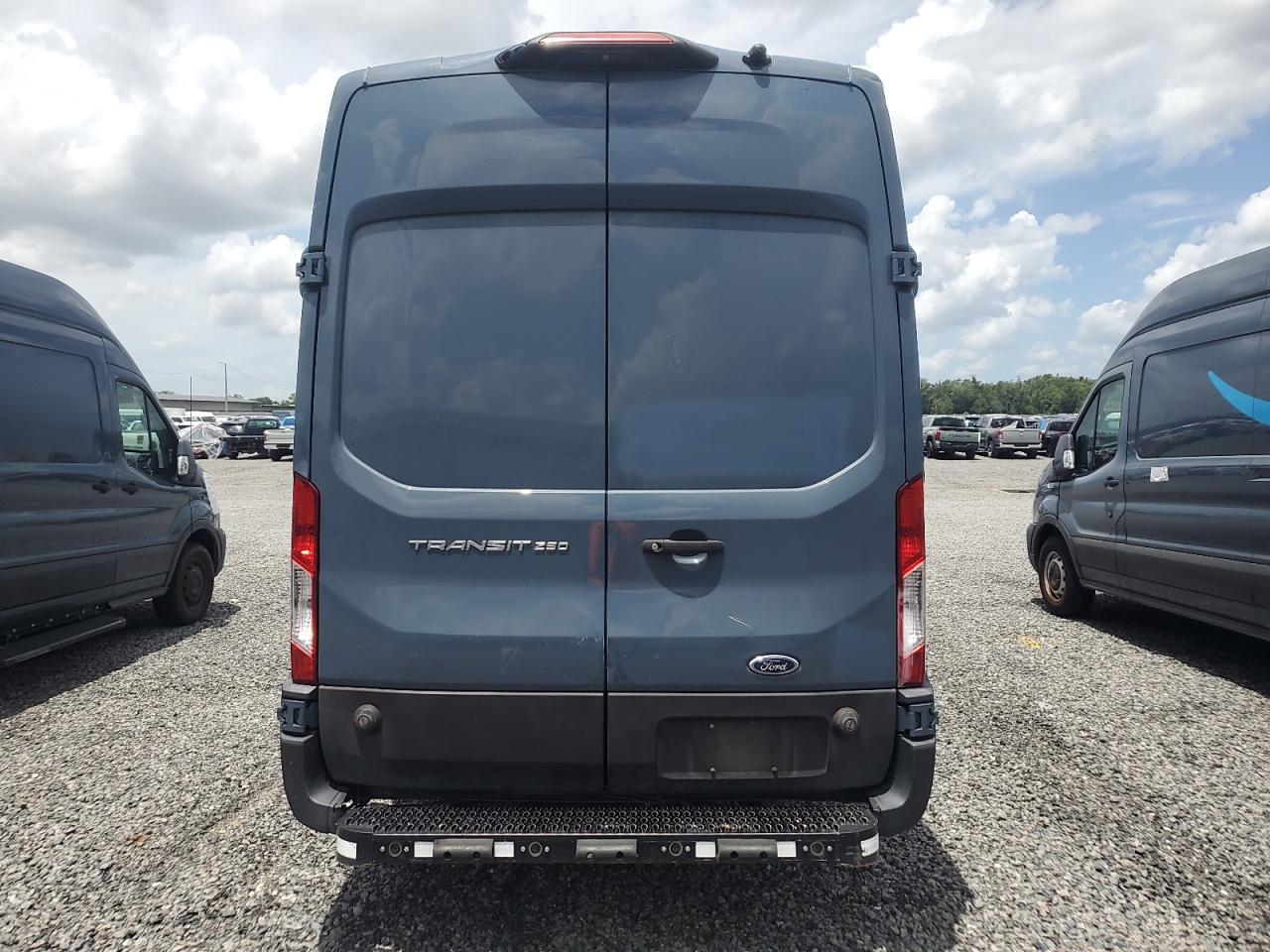 2020 Ford Transit T-250 - Image 6
