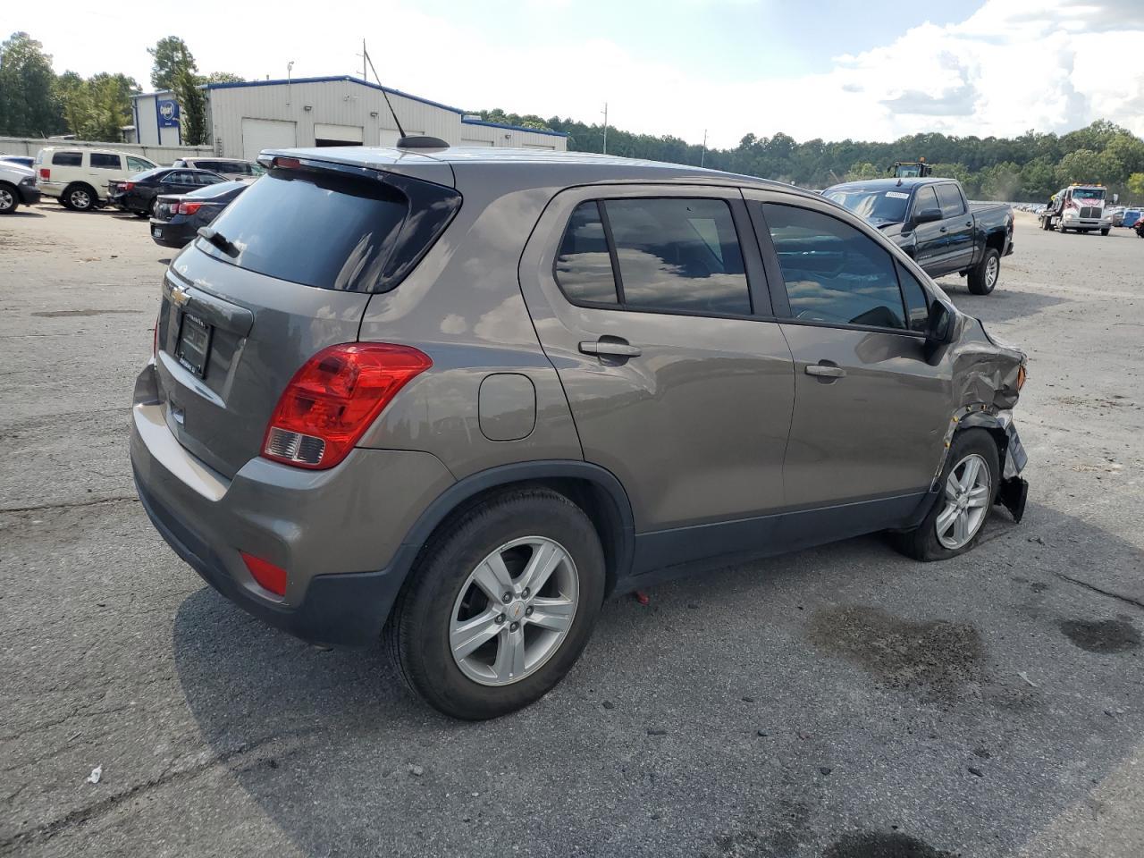 2020 Chevrolet Trax Ls - Фото 3