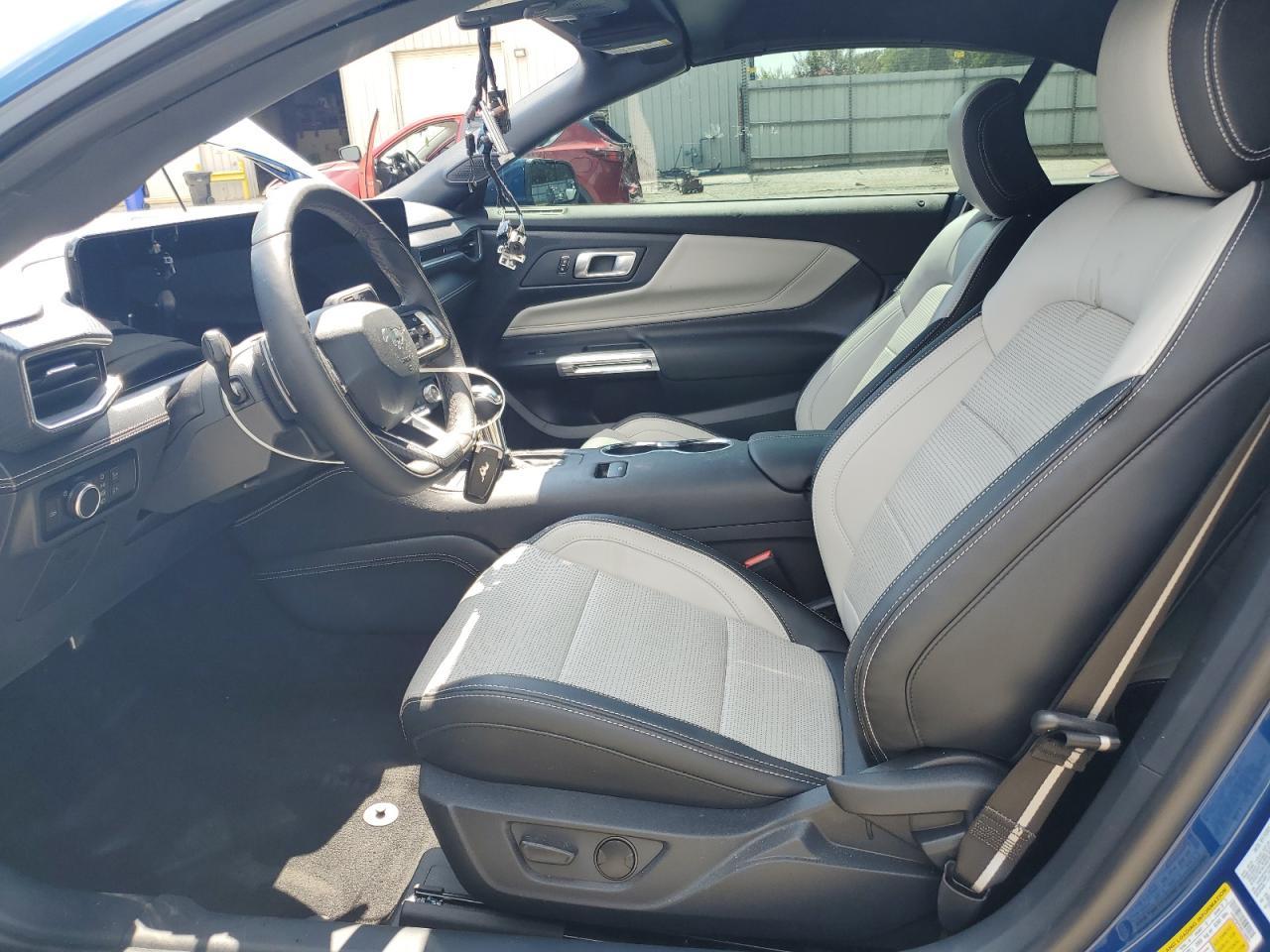 2024 Ford Mustang Gt - Фото 7